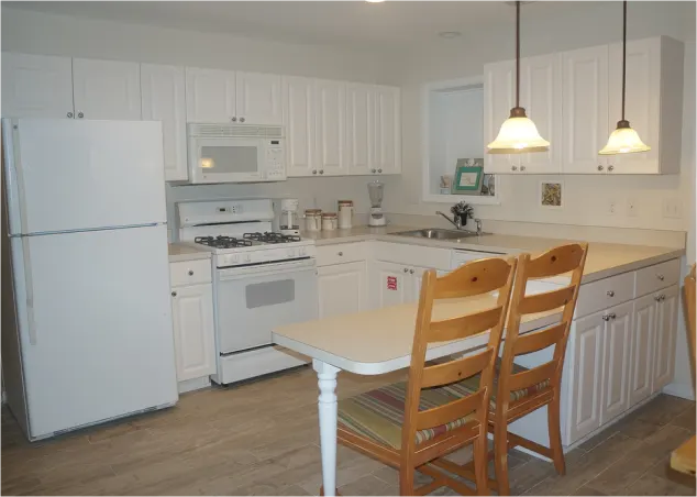 Baleiné condo: Unit 3004 kitchen