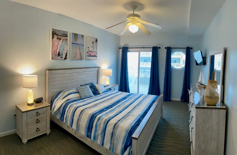 Colibri condo: Unit 3003 master bedroom wide