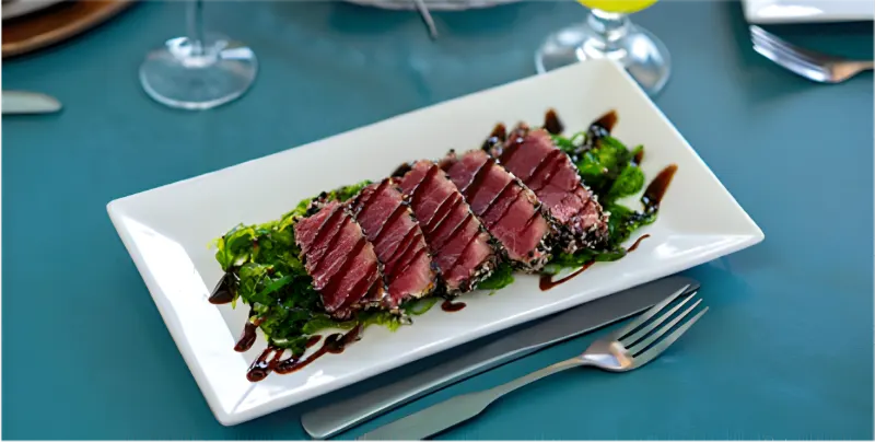 Urie's seared tuna entree