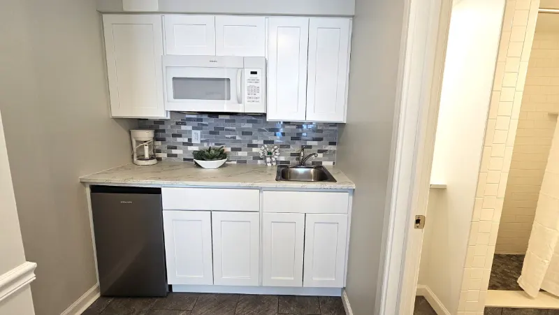 Jade kitchenette