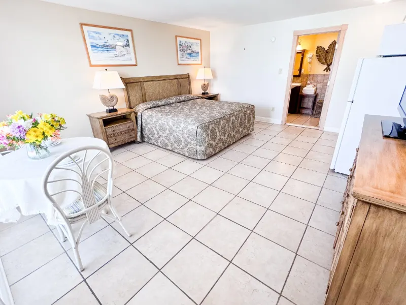 Cayman king bed