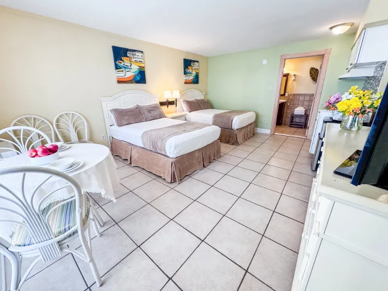 Cays two queen beds